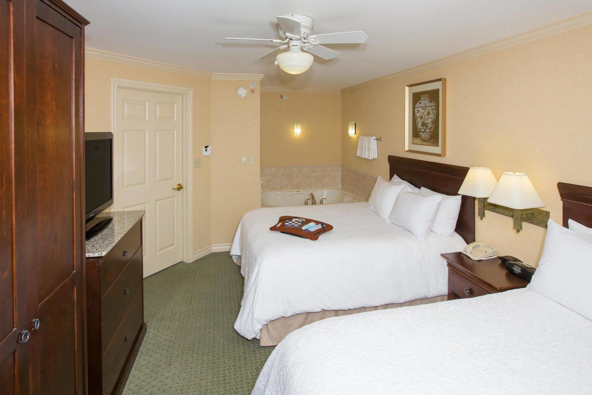 Hampton Inn Buffalo-Уилямсвил Екстериор снимка